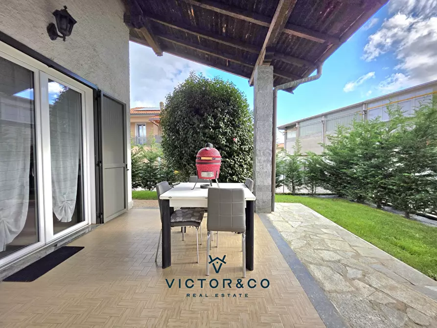 Immagine 39 di Villa in vendita  in Via Sempione sn a Marano Ticino