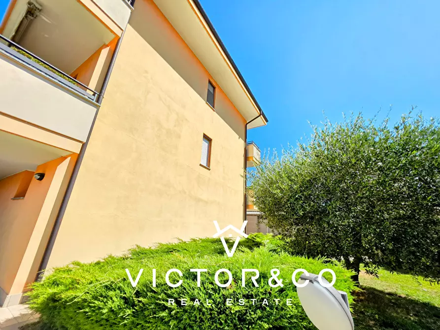 Immagine 32 di Quadrilocale in vendita  in Via Leopardi snc a Romentino