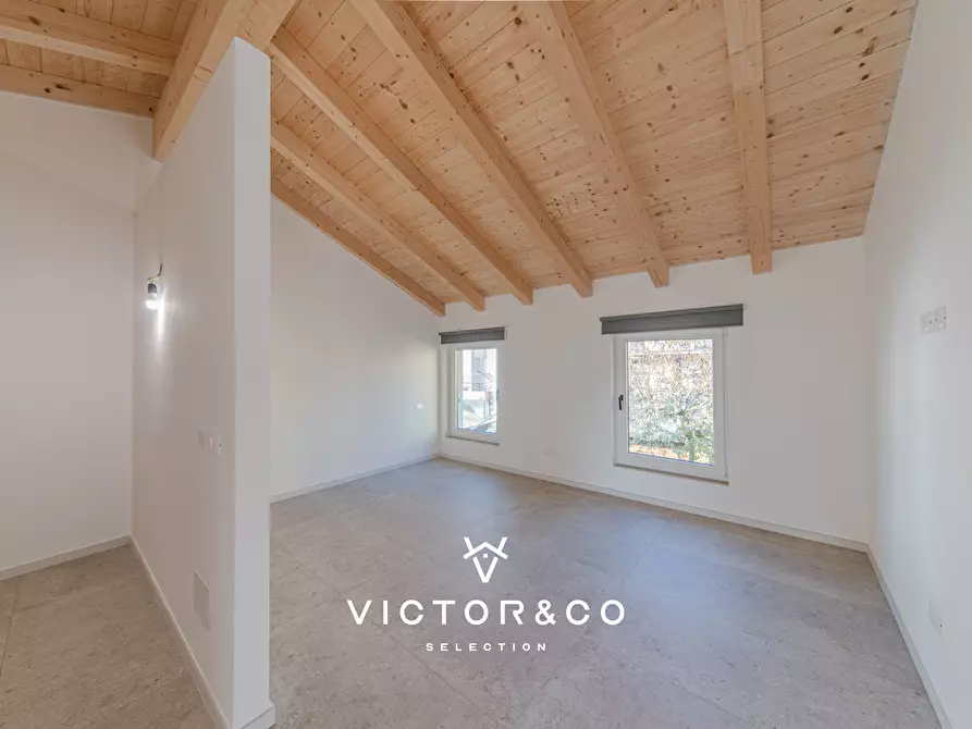 Immagine 17 di Villa in vendita  in Vicolo G. Brustio 1 a Galliate