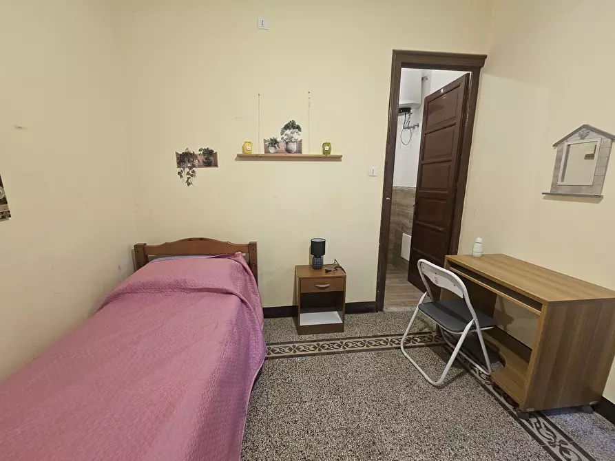 Immagine 18 di Stanza singola in affitto  a Palermo
