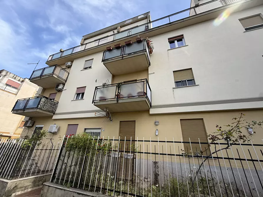 Immagine 19 di Trilocale in vendita  in Via Giuseppe Pitrè a Palermo