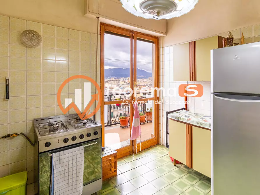 Immagine 19 di Appartamento in vendita  in Via Serradifalco a Palermo