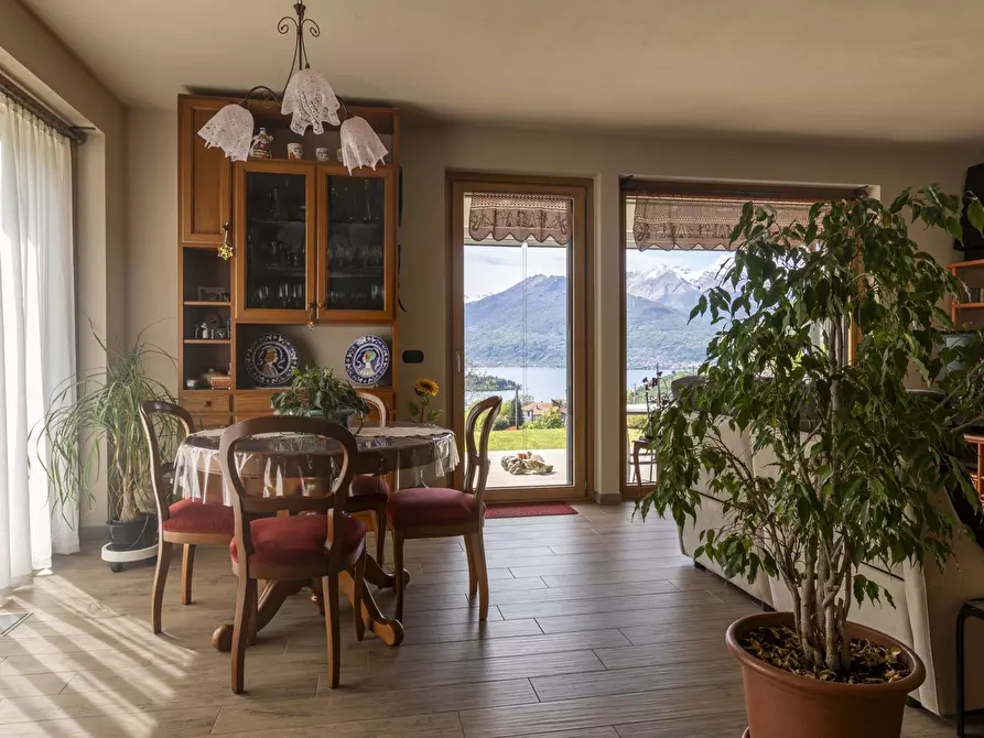 Immagine 39 di Villa in vendita  in Via Colombèe 11 a Colico