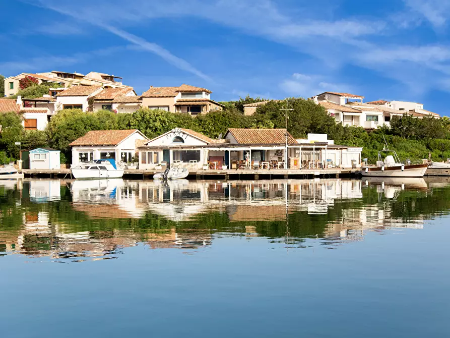 Immagine 53 di Villa in vendita  in Via Andrea Campesi 1 a Olbia