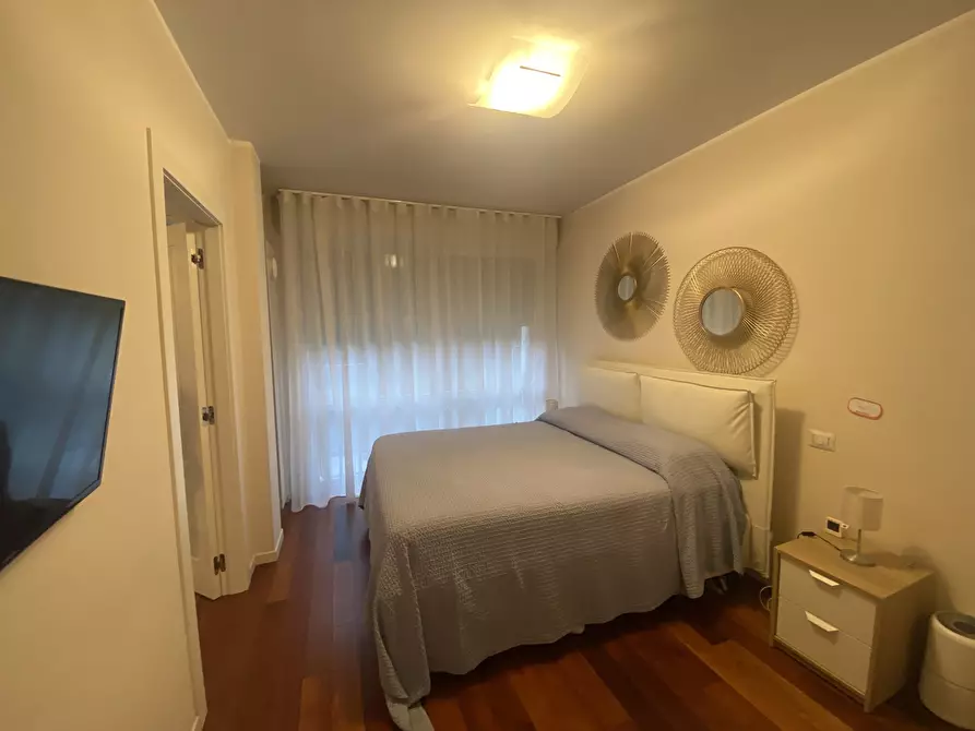 Immagine 42 di Bilocale in vendita  in Via Terracina 1 a Milano