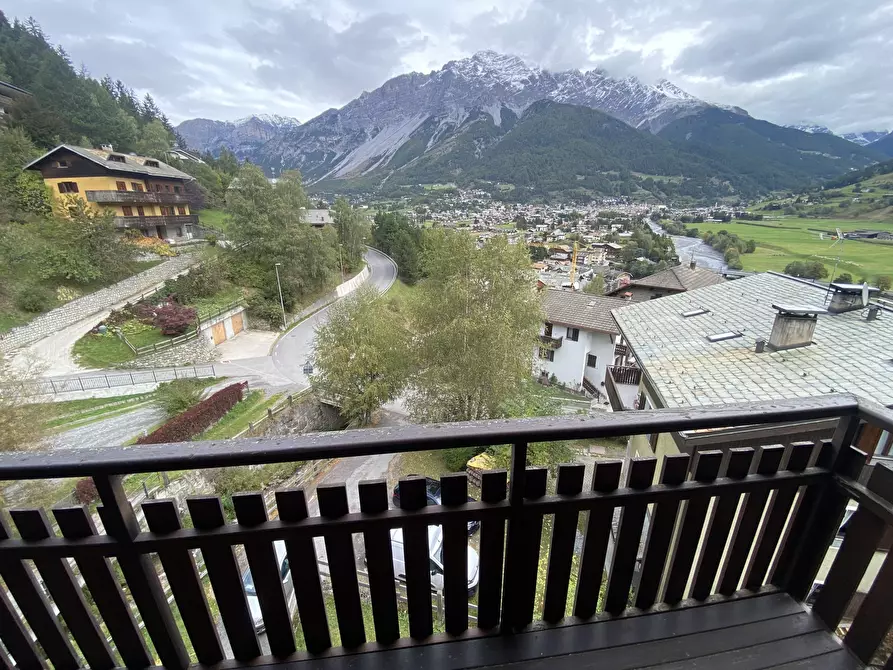 Immagine 48 di Quadrilocale in vendita  in Via al Forte 9 a Valdisotto