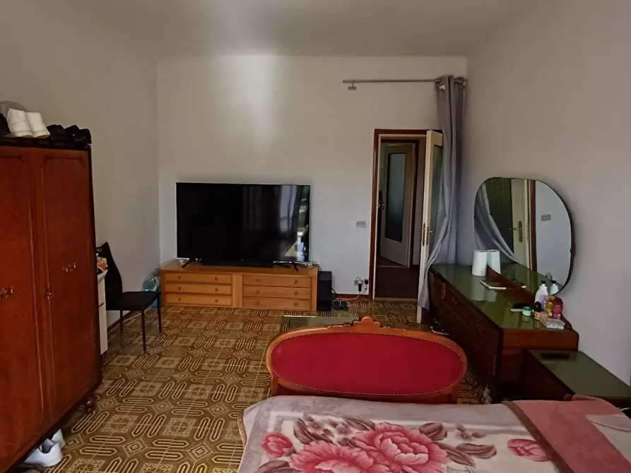 Immagine 19 di Quadrilocale in vendita  a Fornovo Di Taro