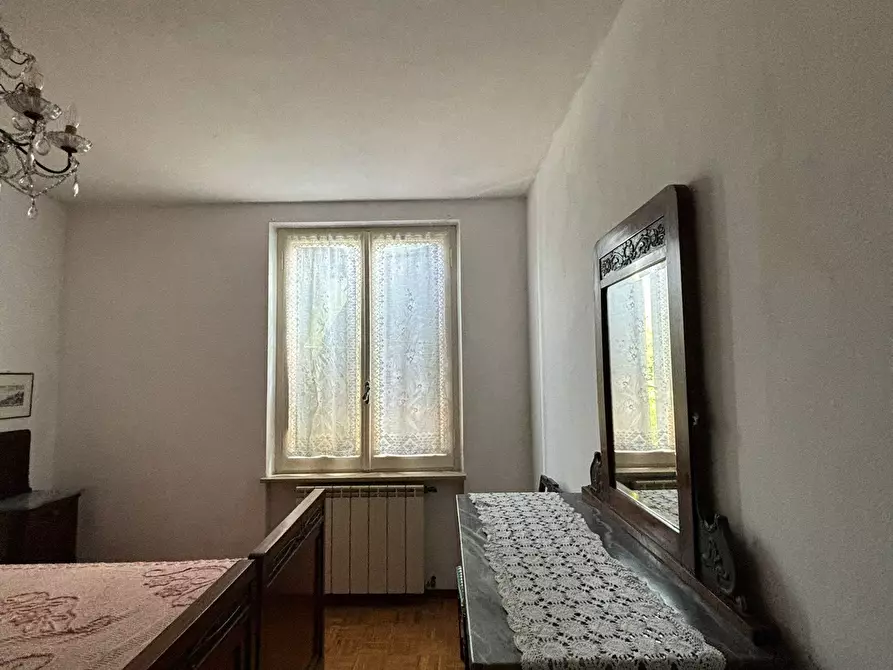 Immagine 8 di Trilocale in affitto  a Varano De' Melegari