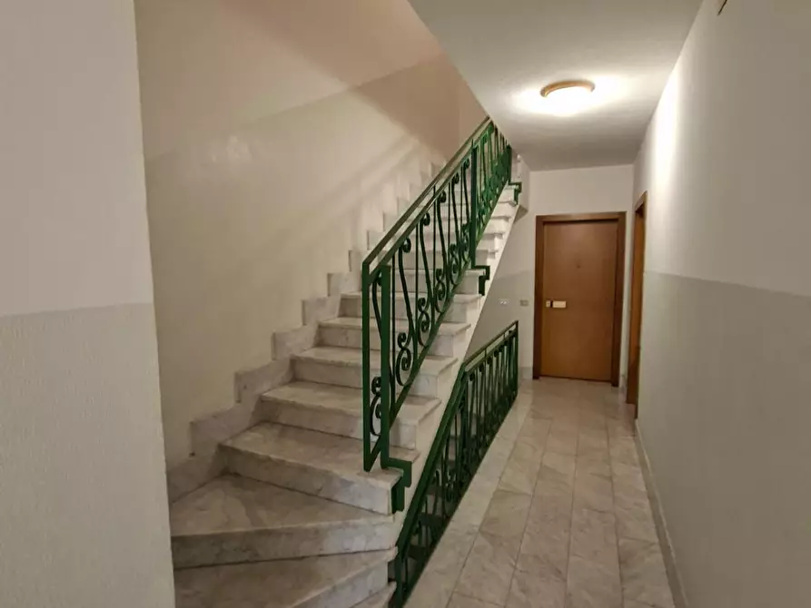 Immagine 4 di Quadrilocale in vendita  a Massa