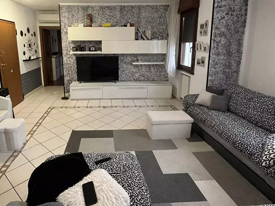 Immagine 2 di Trilocale in vendita  a Salsomaggiore Terme