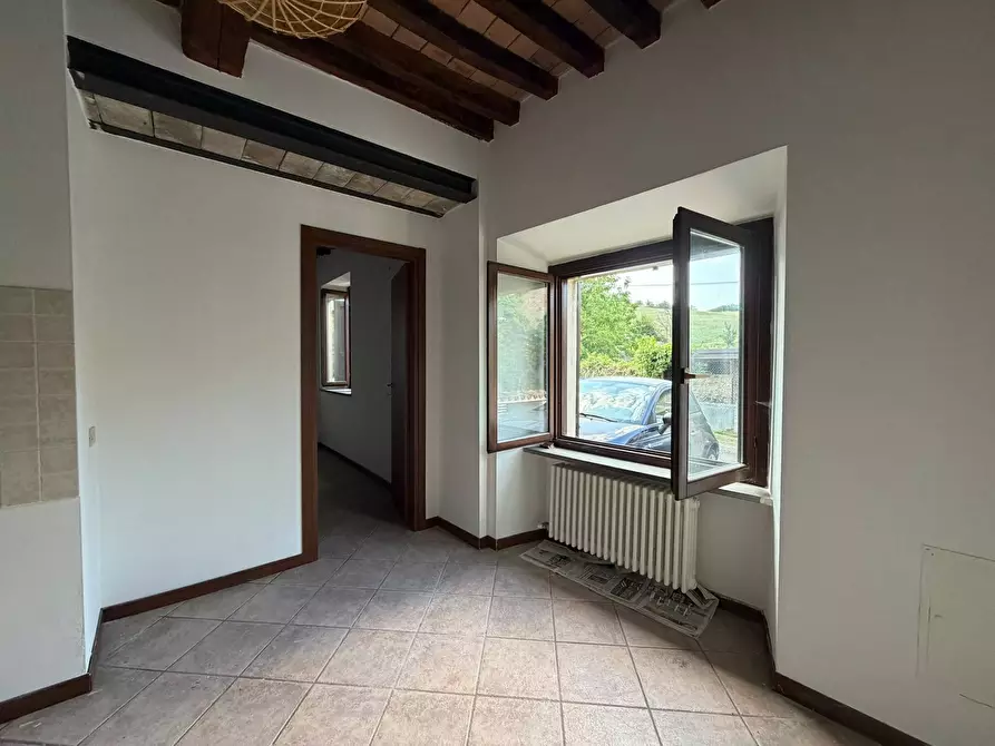 Immagine 8 di Appartamento in vendita  a Medesano