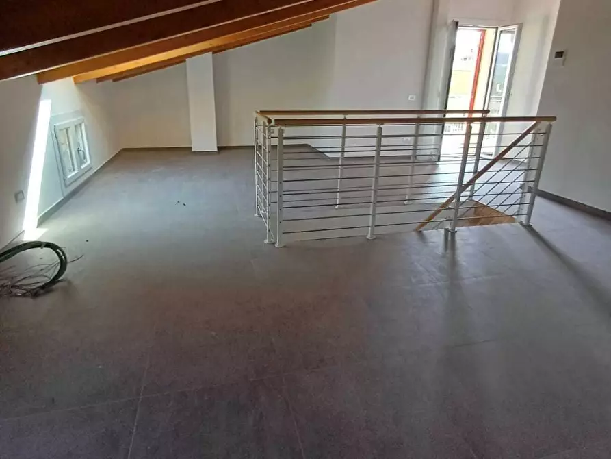 Immagine 33 di Trilocale in vendita  a Medesano