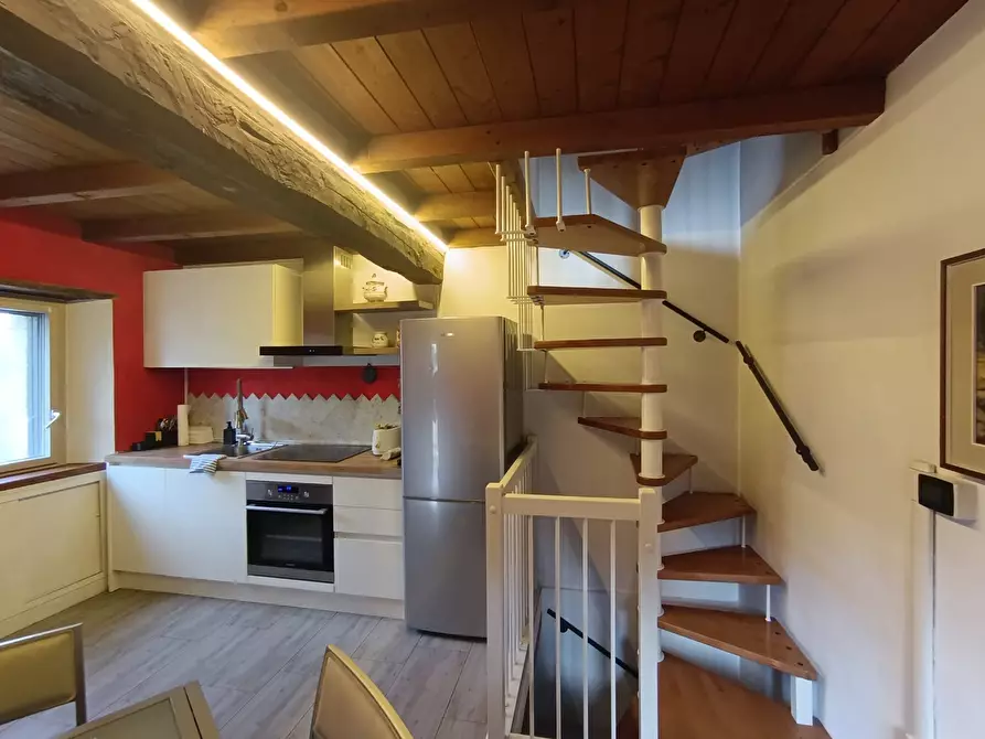 Immagine 19 di Casa indipendente in vendita  a Terenzo