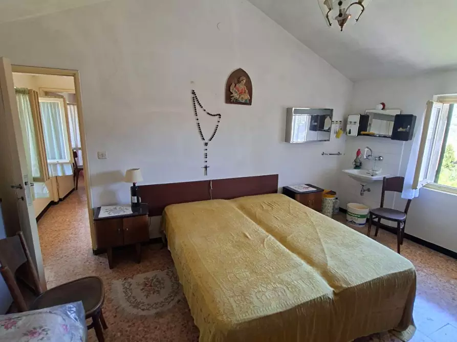 Immagine 13 di Casa indipendente in vendita  a Bore