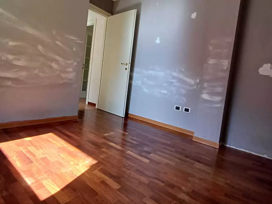 Immagine 20 di Trilocale in vendita  a Varano De' Melegari