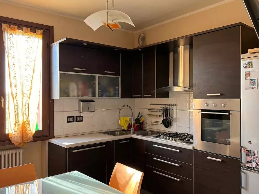 Immagine 7 di Quadrilocale in vendita  a Varano De' Melegari