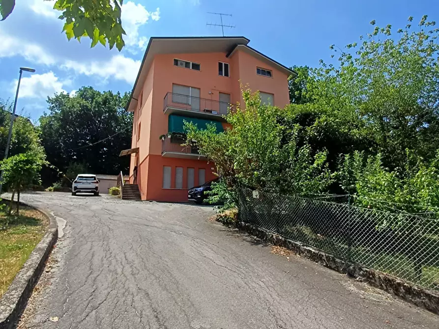 Immagine 3 di Trilocale in vendita  a Fornovo Di Taro