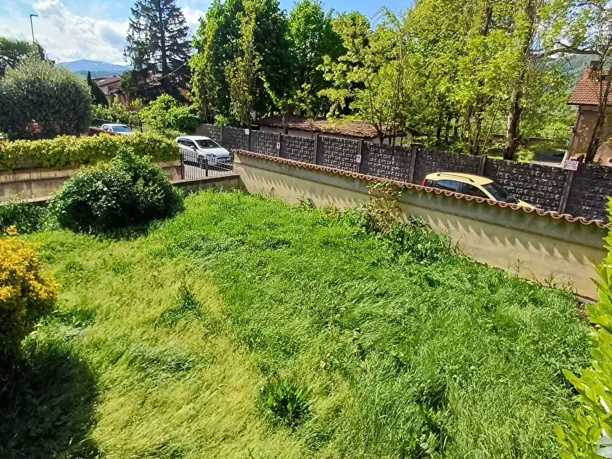 Immagine 24 di Trilocale in vendita  a Varano De' Melegari