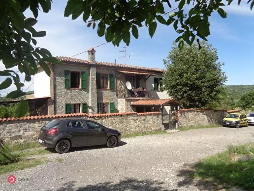 Immagine 1 di Casa indipendente in vendita  a Fornovo Di Taro