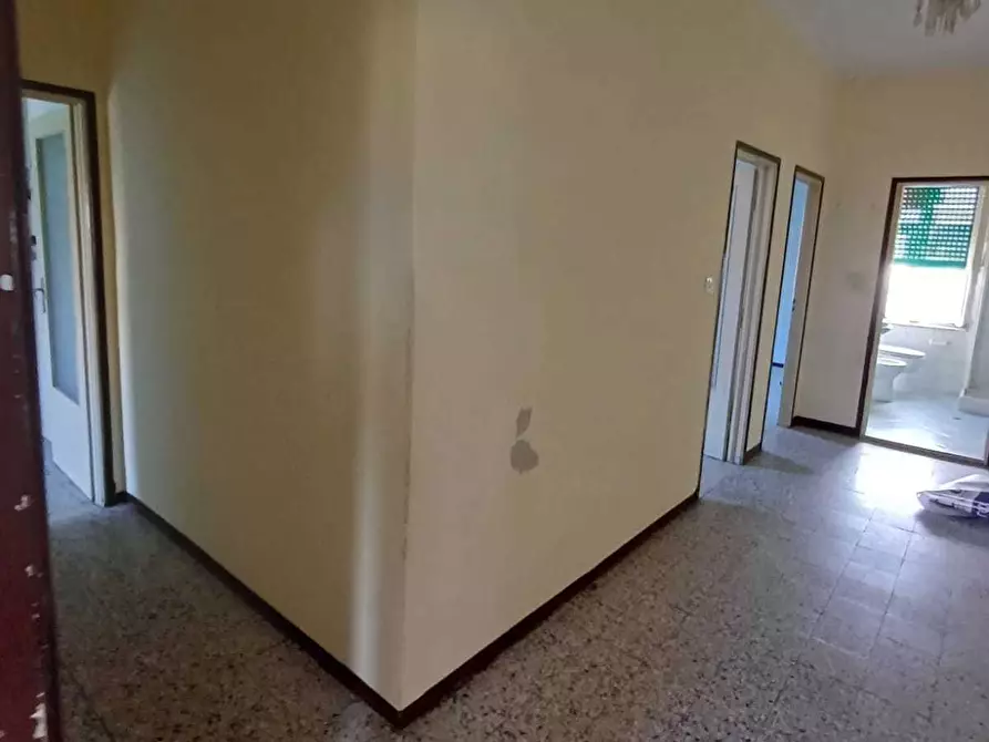 Immagine 24 di Trilocale in vendita  a Varano De' Melegari