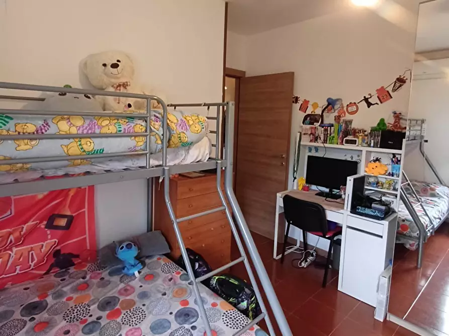 Immagine 15 di Trilocale in vendita  a Traversetolo