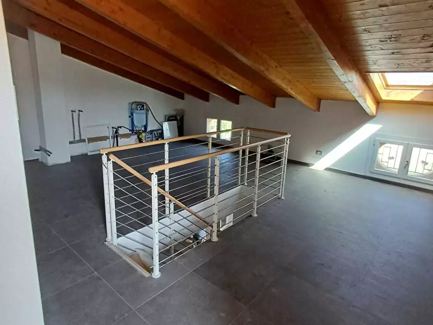 Immagine 28 di Trilocale in vendita  a Medesano