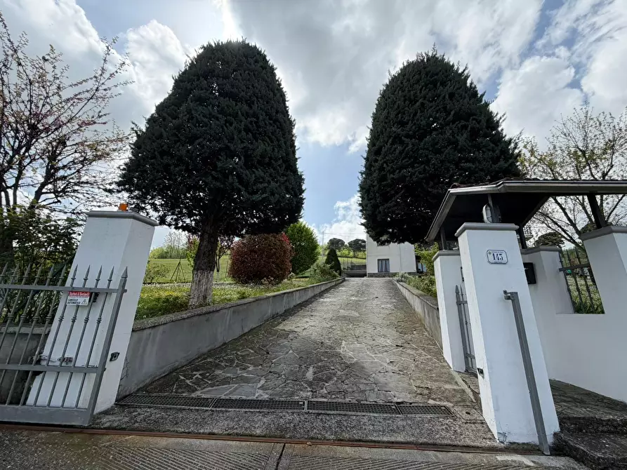 Immagine 4 di Casa bifamiliare in vendita  a Fornovo Di Taro
