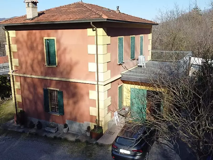 Immagine 1 di Casa indipendente in vendita  a Fornovo Di Taro