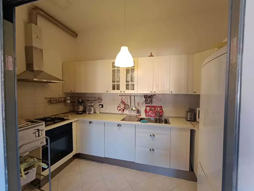 Immagine 7 di Stanza singola in affitto  a Collecchio