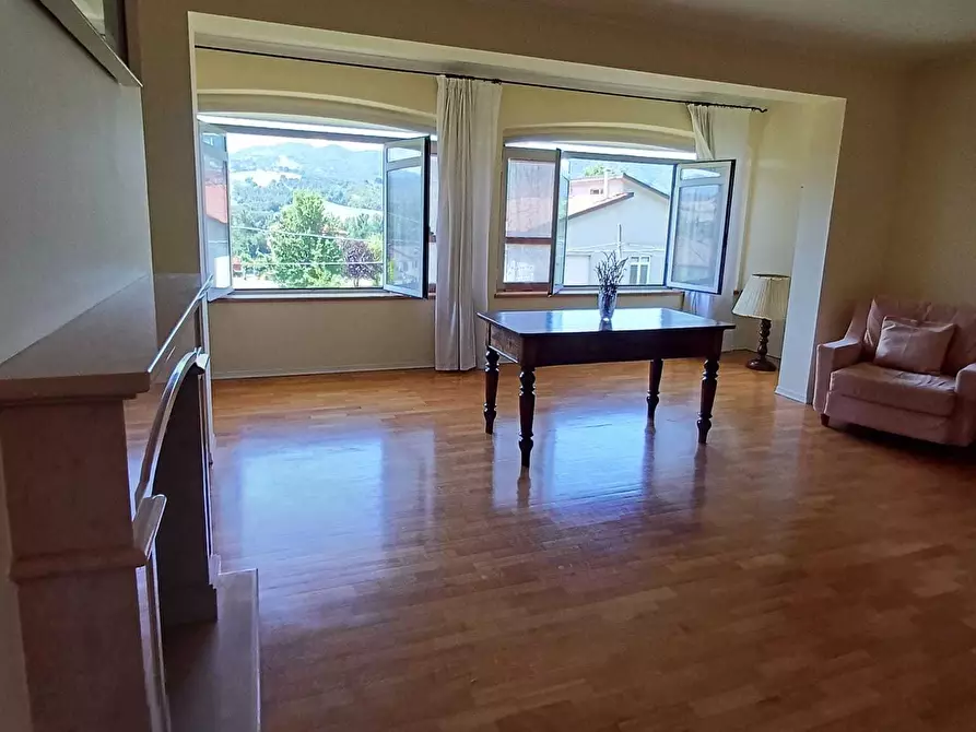 Immagine 13 di Casa bifamiliare in vendita  a Varano De' Melegari