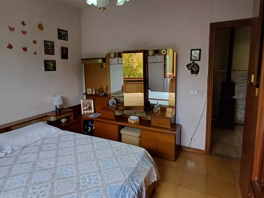 Immagine 15 di Casa indipendente in vendita  a Valmozzola