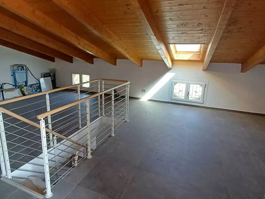 Immagine 31 di Trilocale in vendita  a Medesano