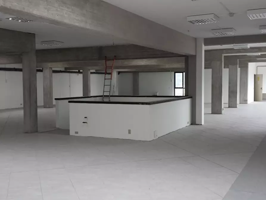 Immagine 20 di Attività artigianale in vendita  a Collecchio