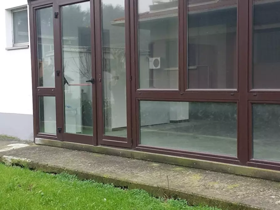 Immagine 6 di Attività artigianale in vendita  a Collecchio