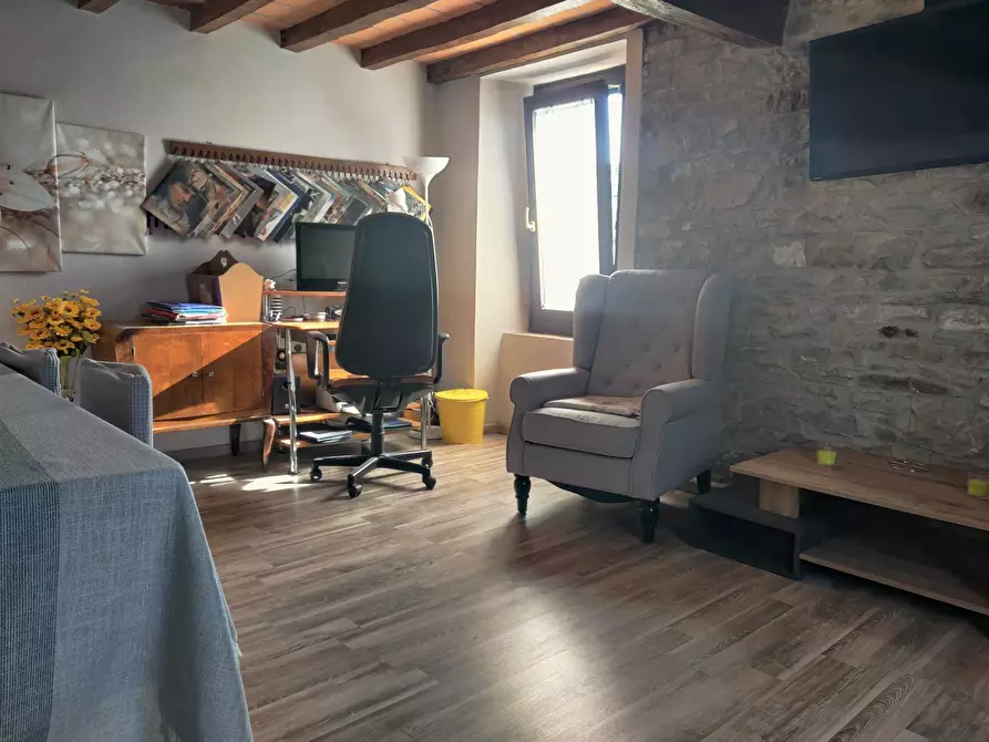 Immagine 25 di Casa indipendente in vendita  a Varano De' Melegari