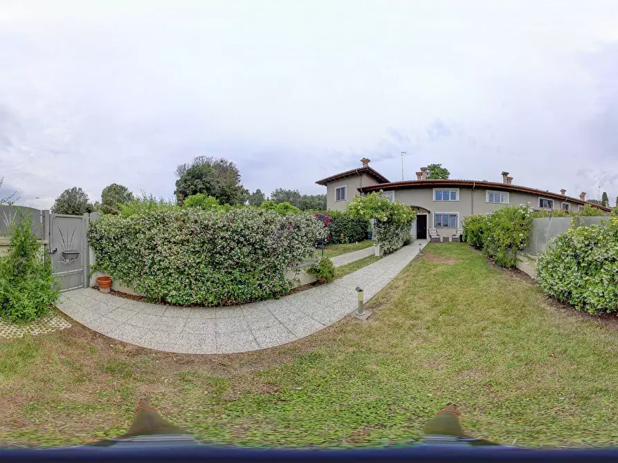 Immagine 27 di Villa in vendita  in Via del Fontanile di Mezzaluna 231 a Fiumicino