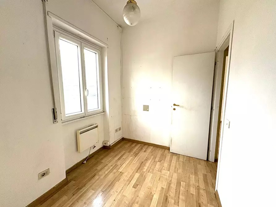 Immagine 8 di Trilocale in vendita  in CIRCONVALLAZIONE NOMENTANA a Roma