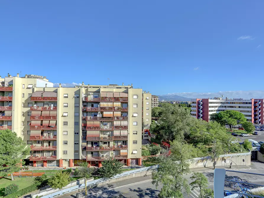 Immagine 20 di Attico in vendita  in Via Davide Campari 10 a Roma