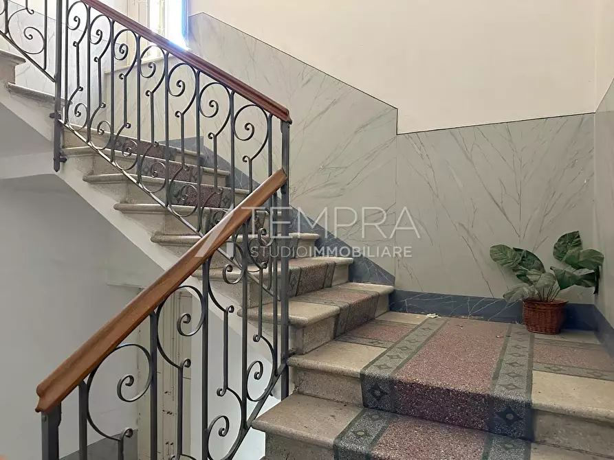 Immagine 2 di Casa indipendente in vendita  in VIA INZERILLI a Adrano