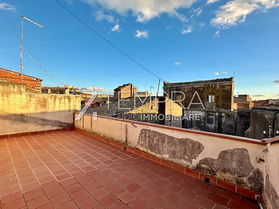 Immagine 21 di Casa indipendente in vendita  a Adrano