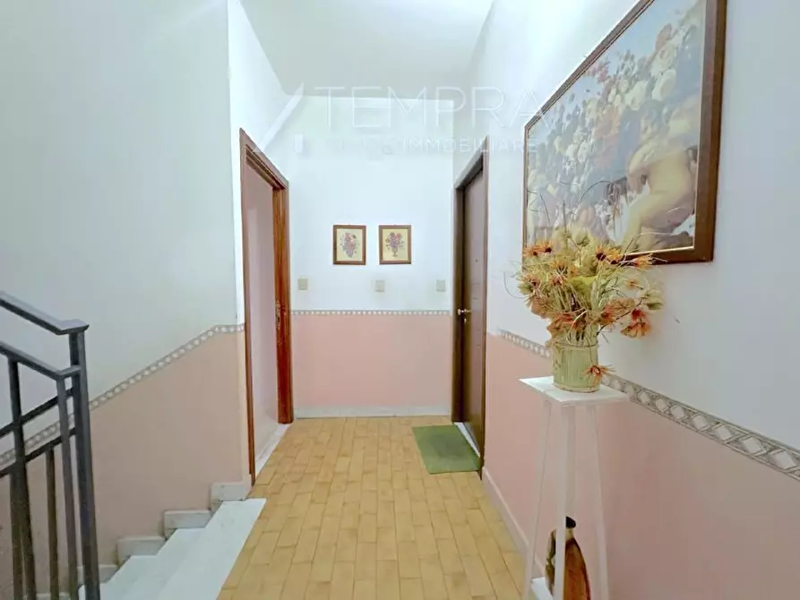 Immagine 21 di Appartamento in vendita  in Via Ninfa Talia a Adrano
