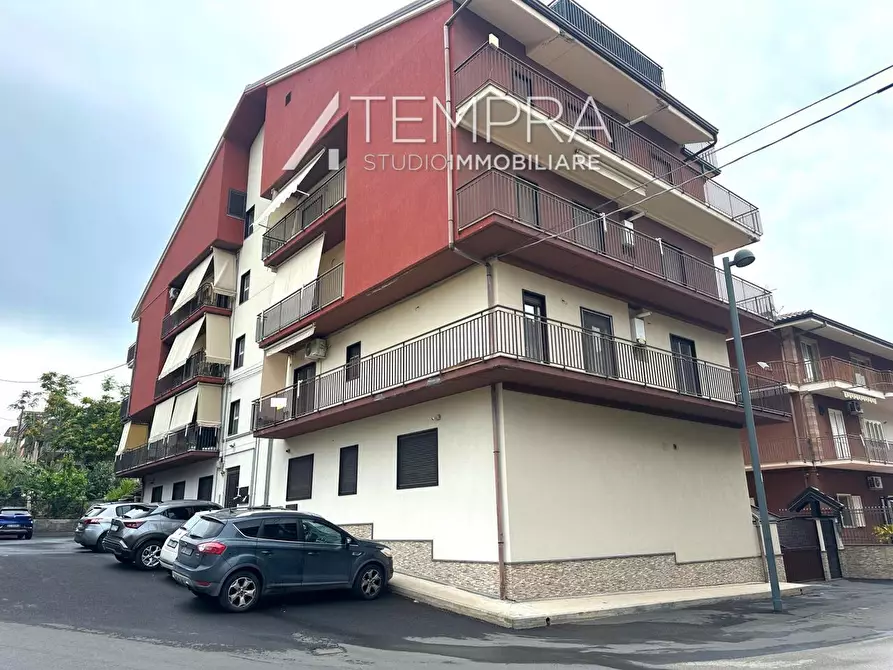 Immagine 1 di Appartamento in vendita  in Via Franz Kafka a Adrano