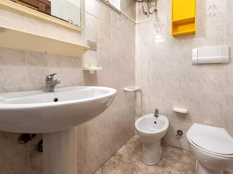 Immagine 9 di Bilocale in vendita  in Via Al Belvedere 6 a Trinità D'agultu E Vignola