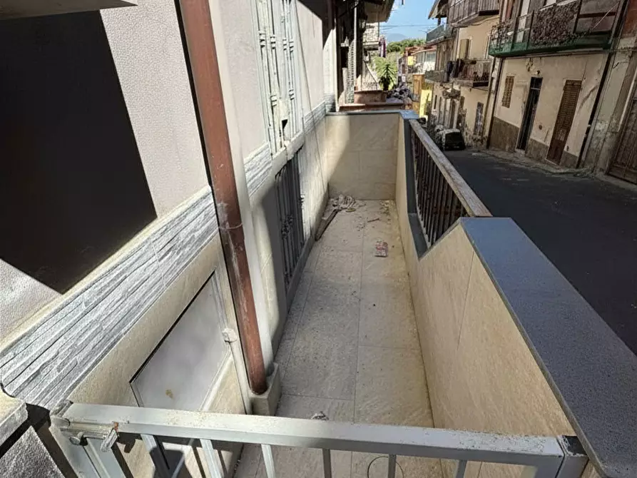 Immagine 7 di Bilocale in vendita  in Via dell'Anitra 3 a Catania