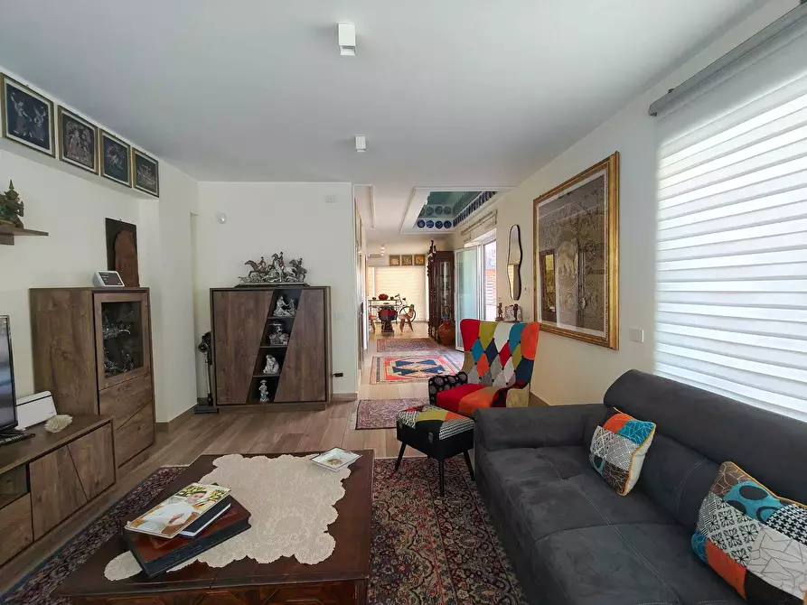 Immagine 5 di Casa indipendente in vendita  in Via Luigi Capuana 16 a Riposto