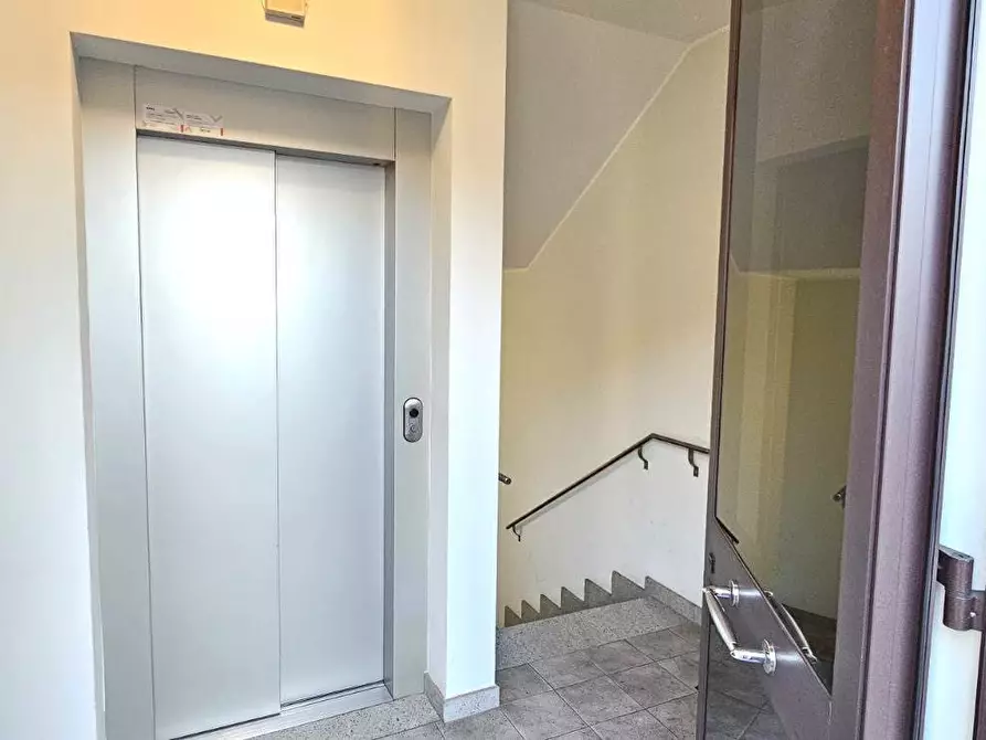 Immagine 30 di Mansarda in vendita  a Fiumefreddo Di Sicilia