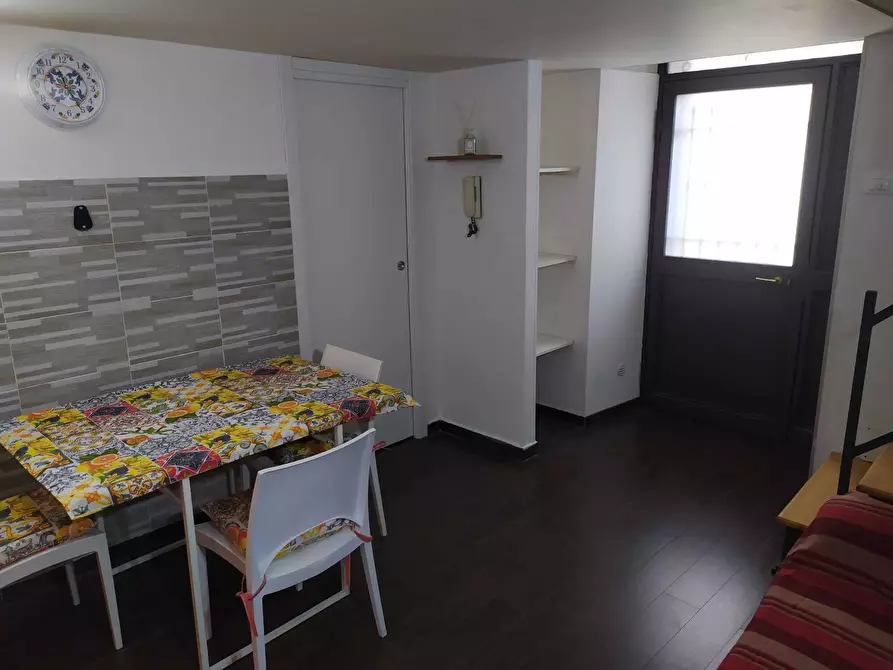 Immagine 4 di Terratetto in affitto  in Via Ferrara Abate 22 a Catania