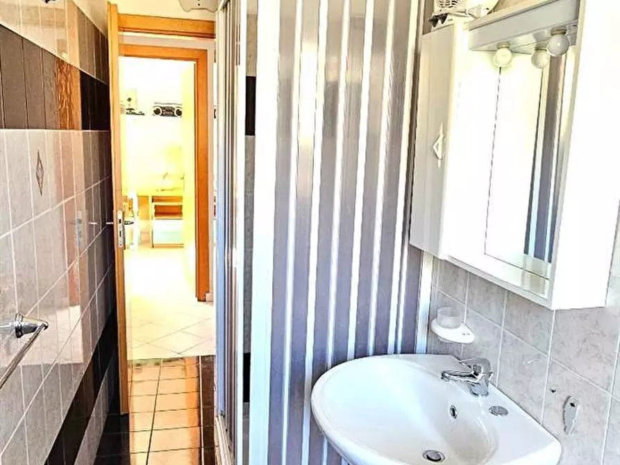 Immagine 9 di Trilocale in vendita  a Calatabiano