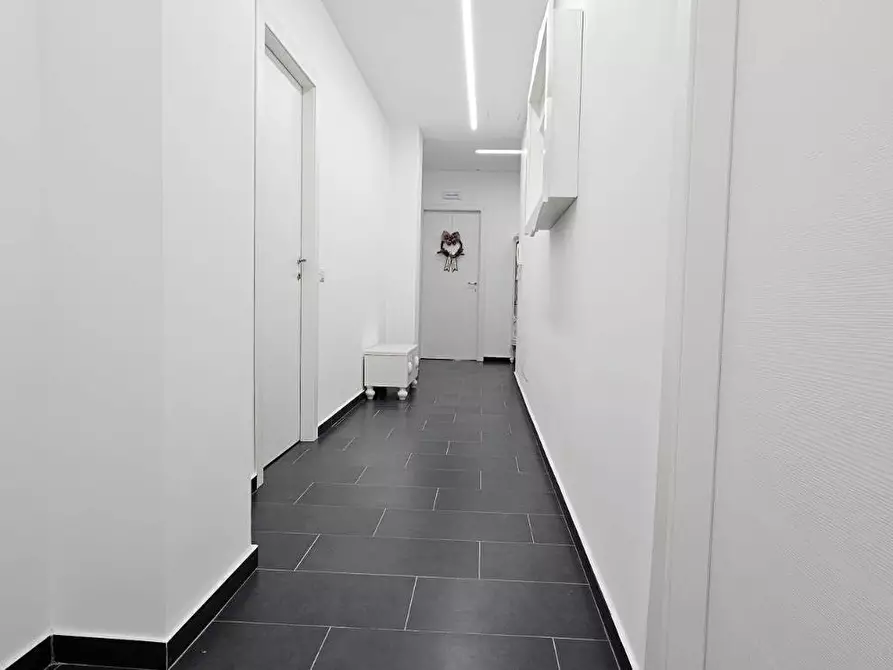 Immagine 7 di Appartamento in vendita  a Catania