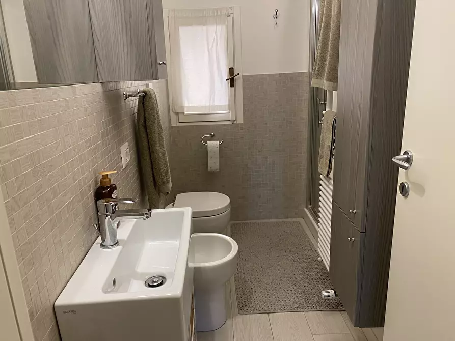 Immagine 8 di Bilocale in affitto  in via Corso Adriano 27 a Modena